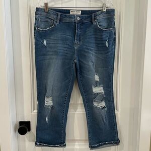 Women's Brody Distressed Capri Jeans Size 32